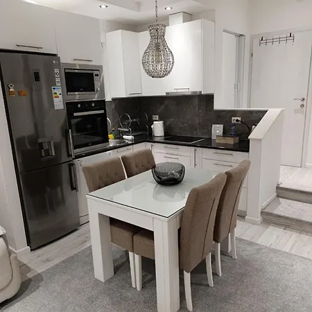 Apartment Lux Old Bridge